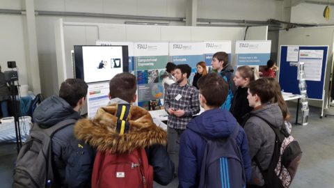 Symbolic picture for the article. The link opens the image in a large view.