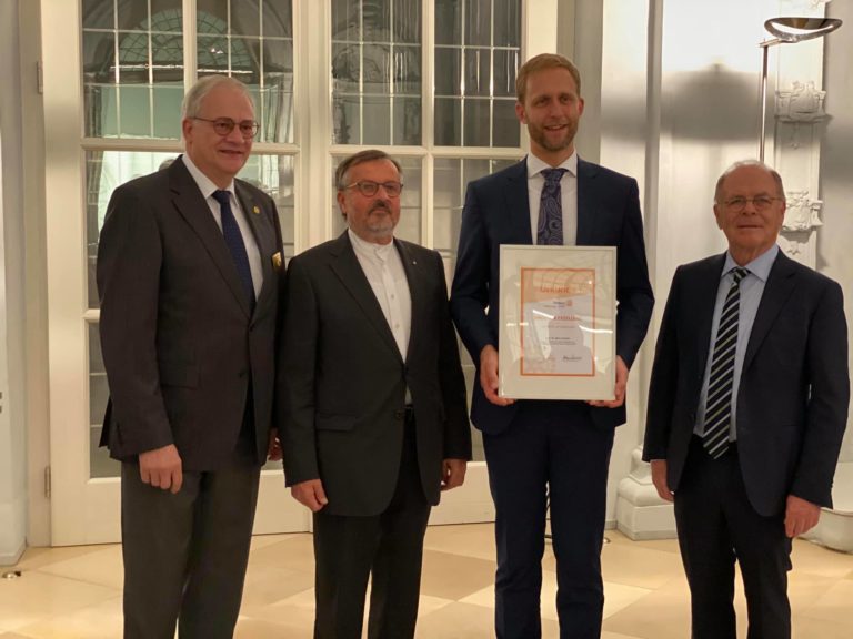 Prof. Dr. Bjoern Eskofier receives ROTARY-Award